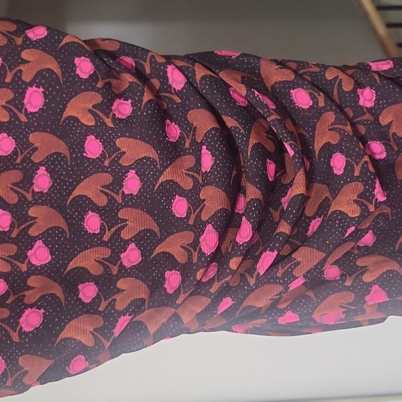 Dress in beautiful condition worn twice - Picture 2 of 3